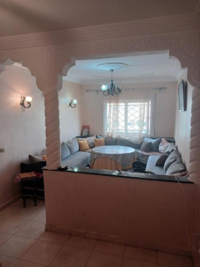 Super appartement avec parking gratuit